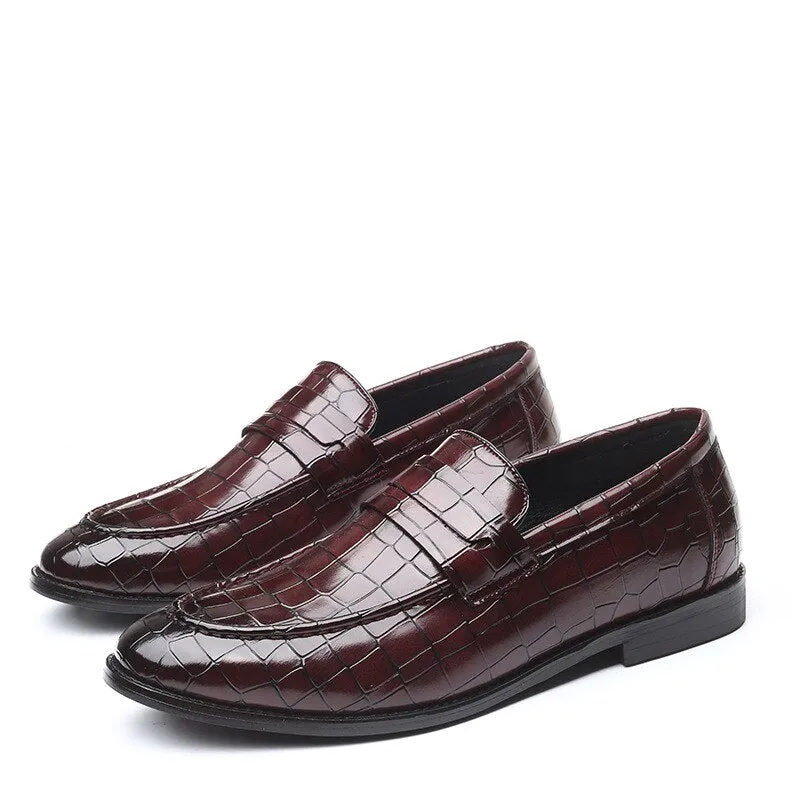 2020 Pointed Men Formal Business Brogue Shoes Luxury Men's Dress Shoes Male Casual Leather Wedding Party Loafers