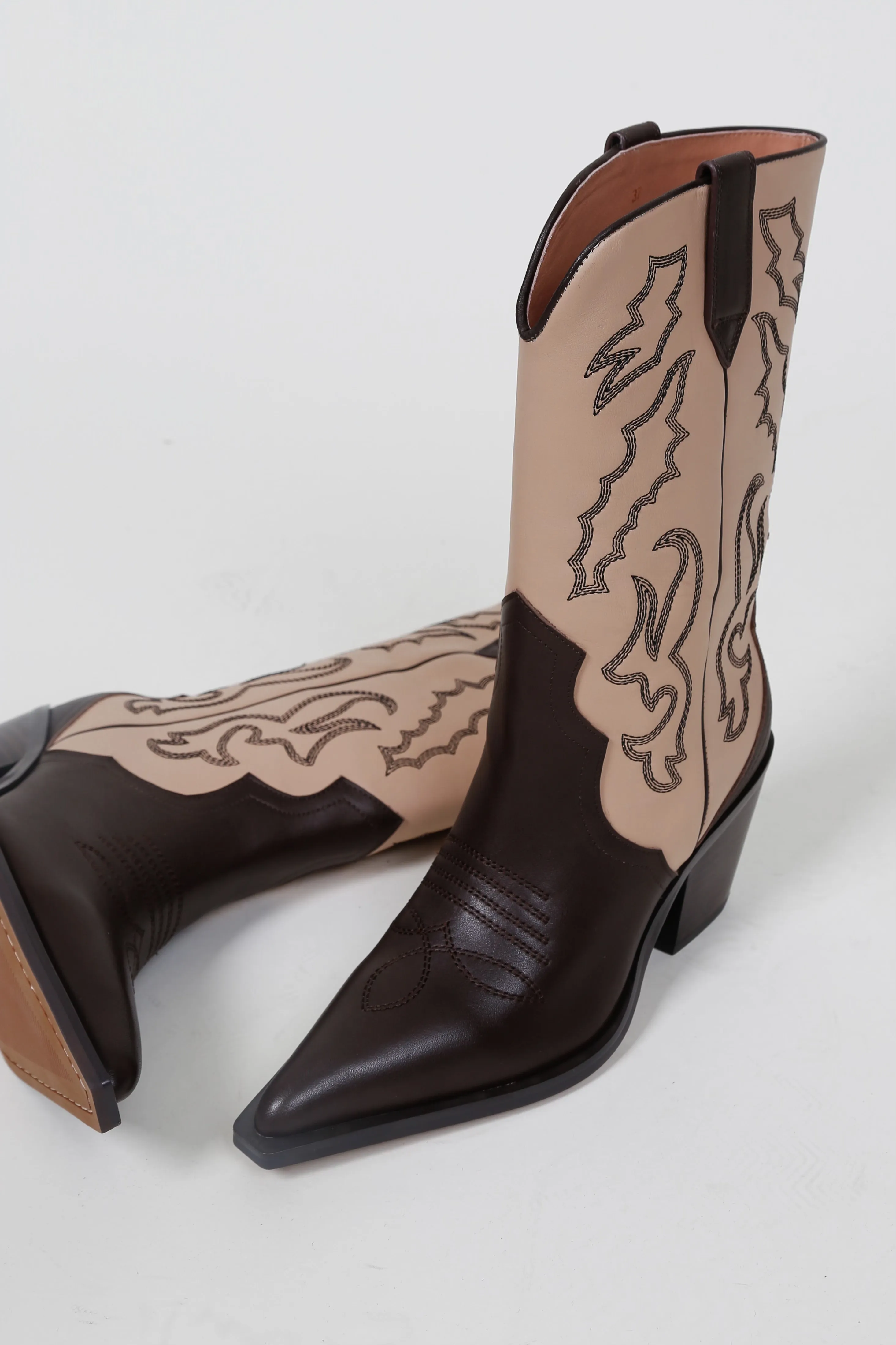 ALIAS MAE | Marley Mid Calf Boots - Chocolate   Cream