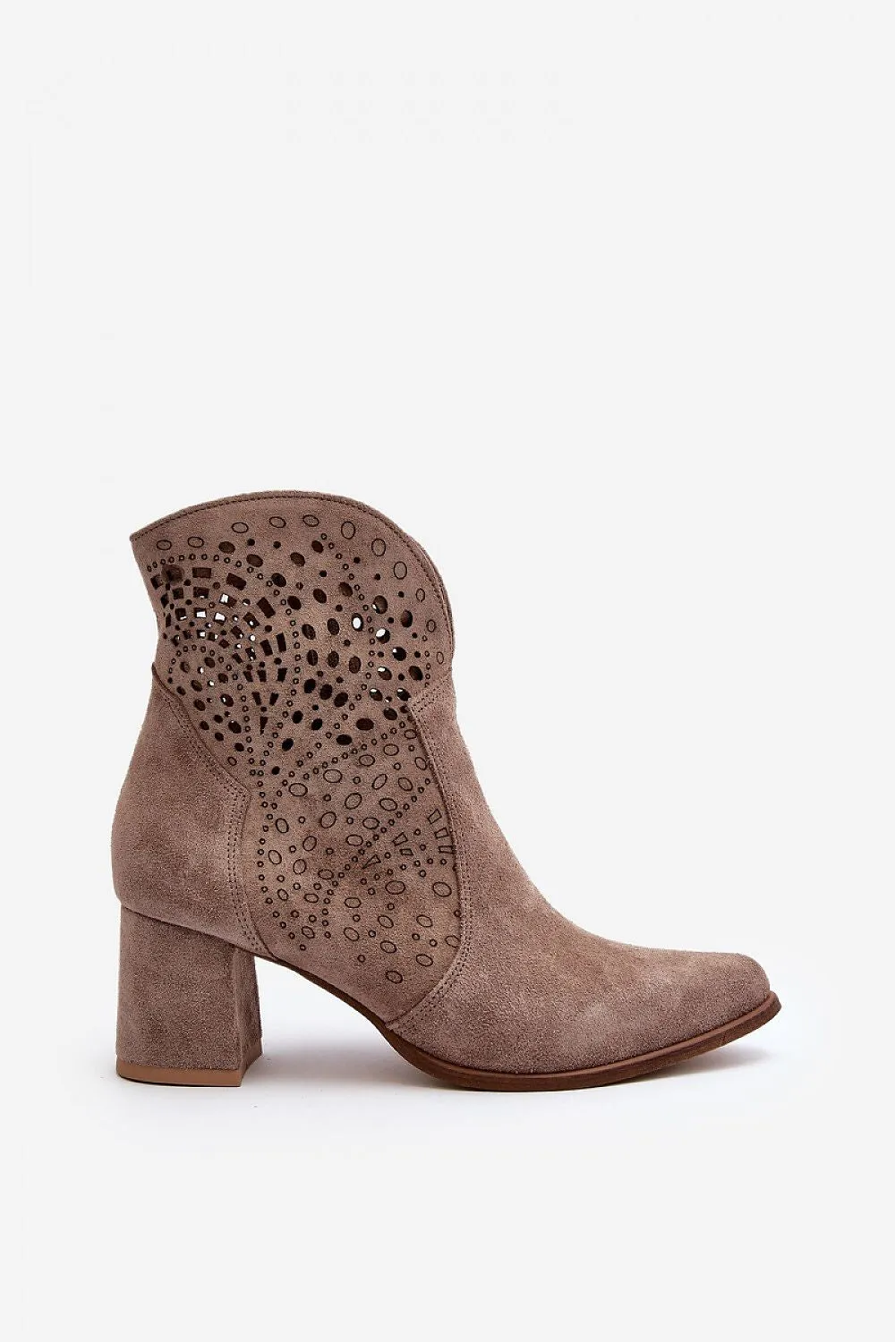 Heel boots model 191873 Step in style