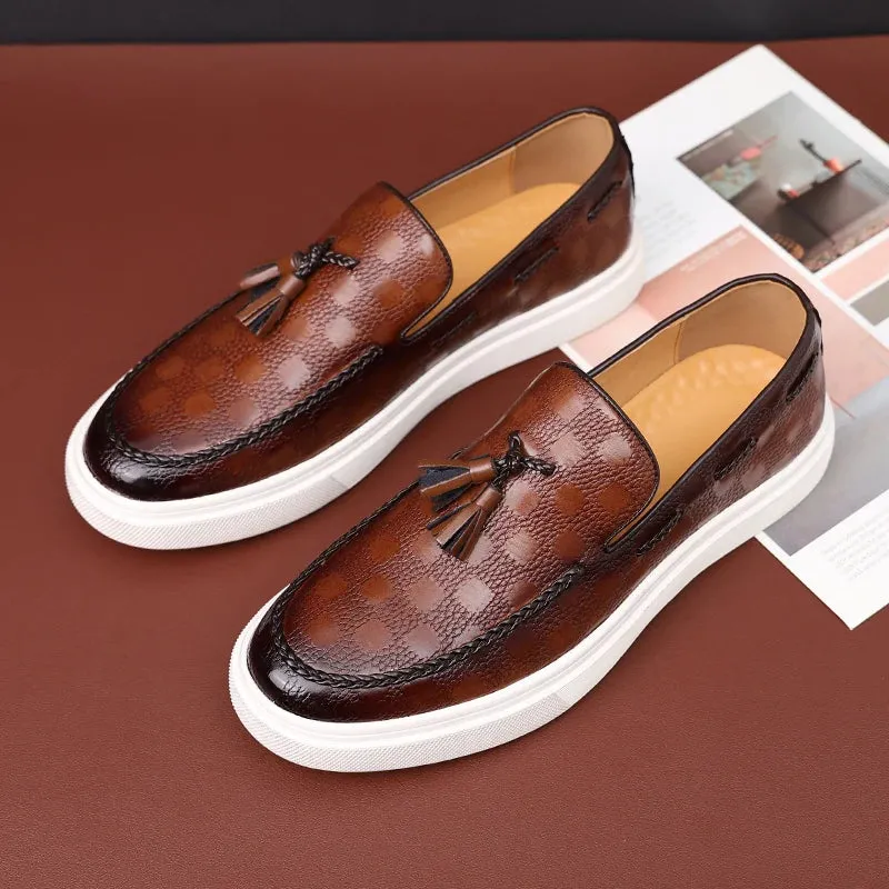 Hnzxzm Fashion Men's Casual Shoes Embossed Leather Men Classic Retro British Style Tassels Loafers Mens Slip-on Outdoor Driving Flats