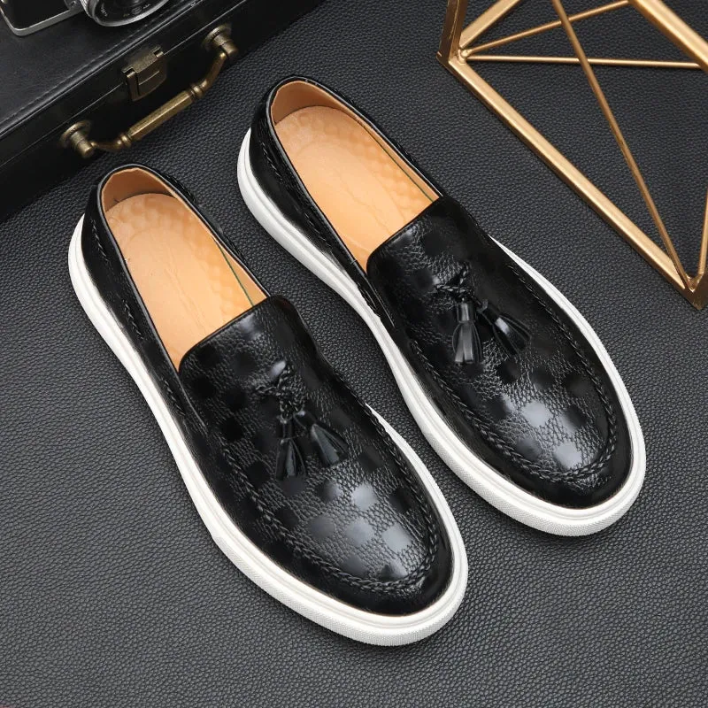 Hnzxzm Fashion Men's Casual Shoes Embossed Leather Men Classic Retro British Style Tassels Loafers Mens Slip-on Outdoor Driving Flats