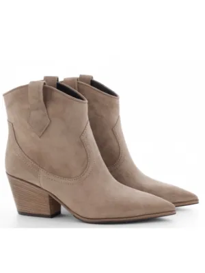 Kennel & Schmenger Dallas Ankle Cowboy Boot In Cookie Suede 217-3640-357