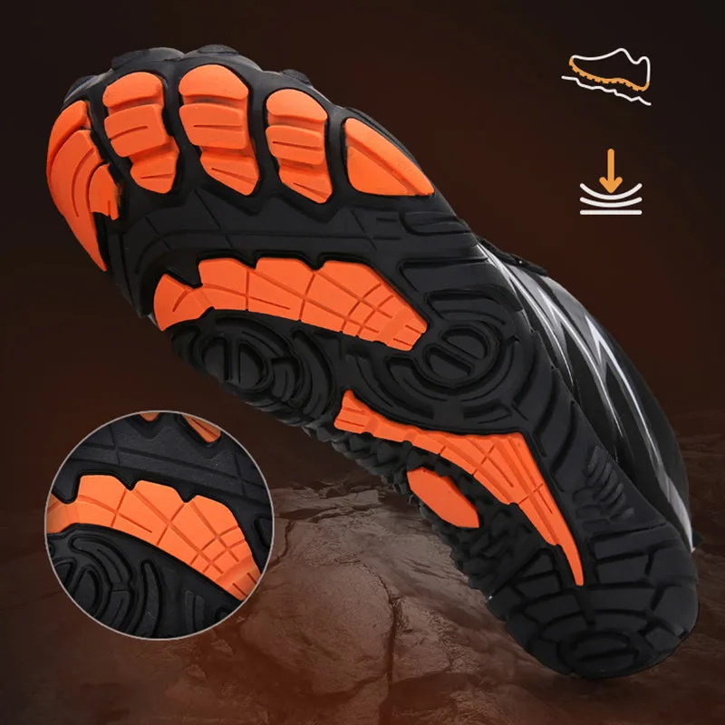 Light and ventilated hiking boots