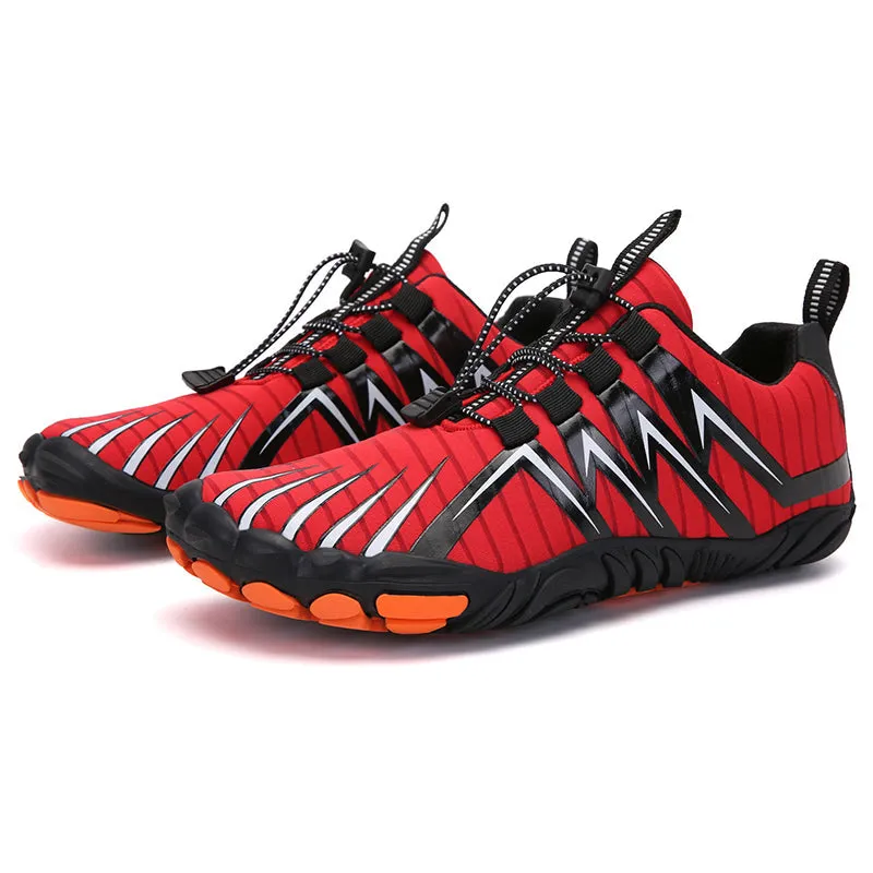 Light and ventilated hiking boots
