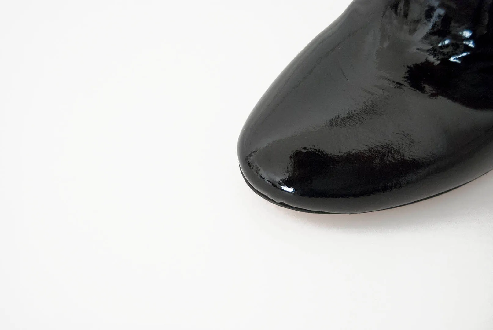 Lux, black