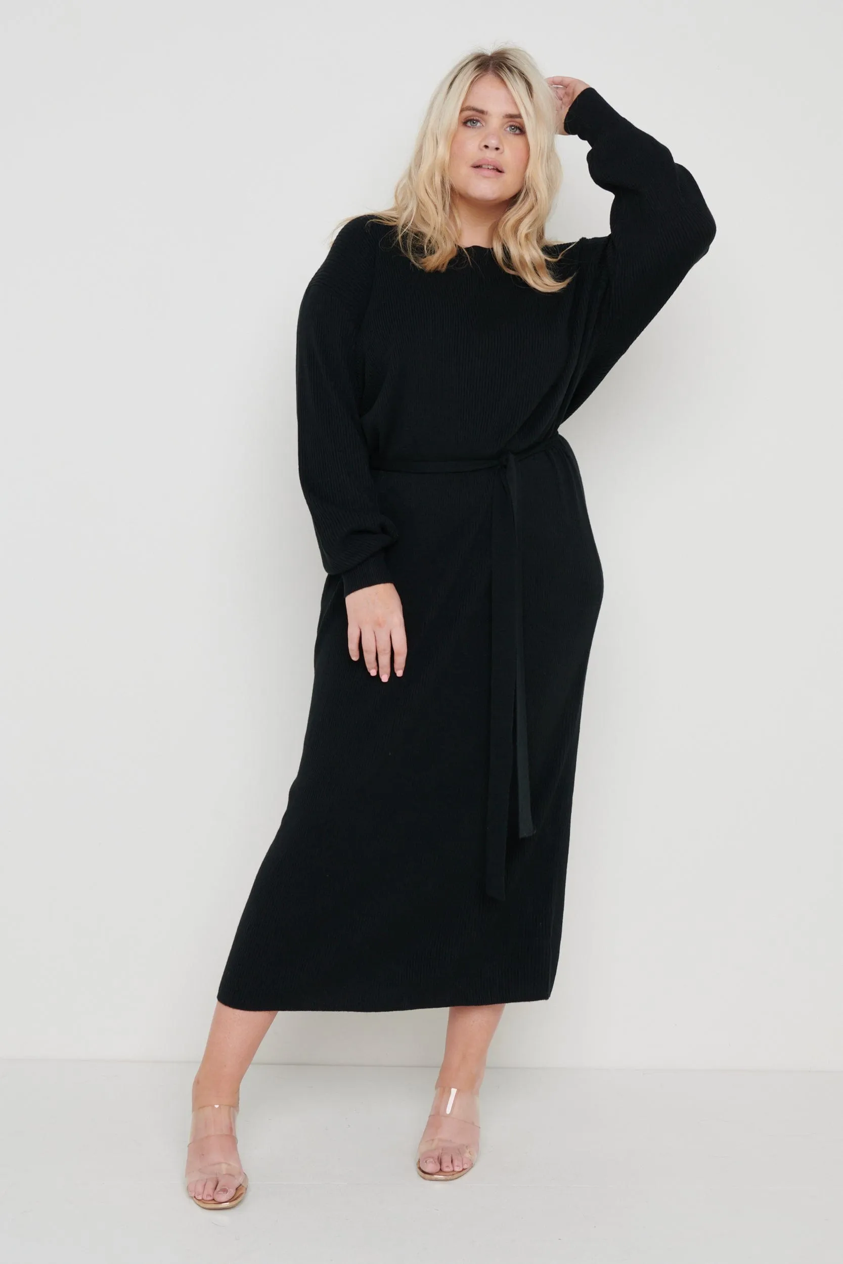 Mae Crew Neck Knit Dress - Black