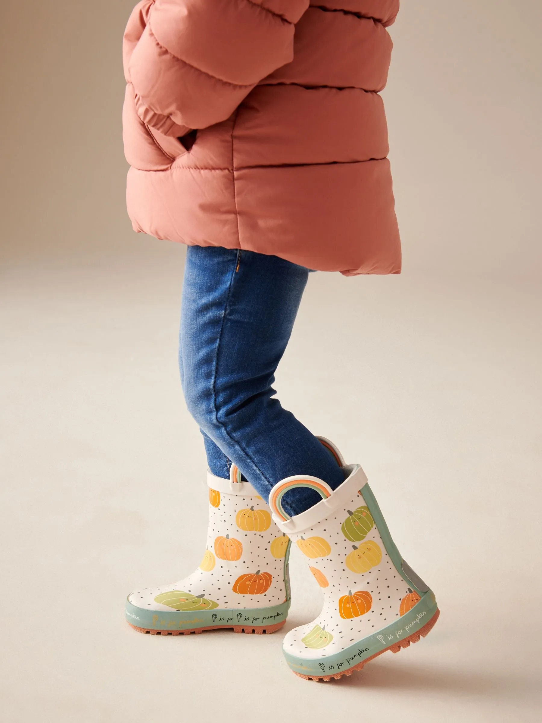 Neutral Pumpkin Handle Wellies