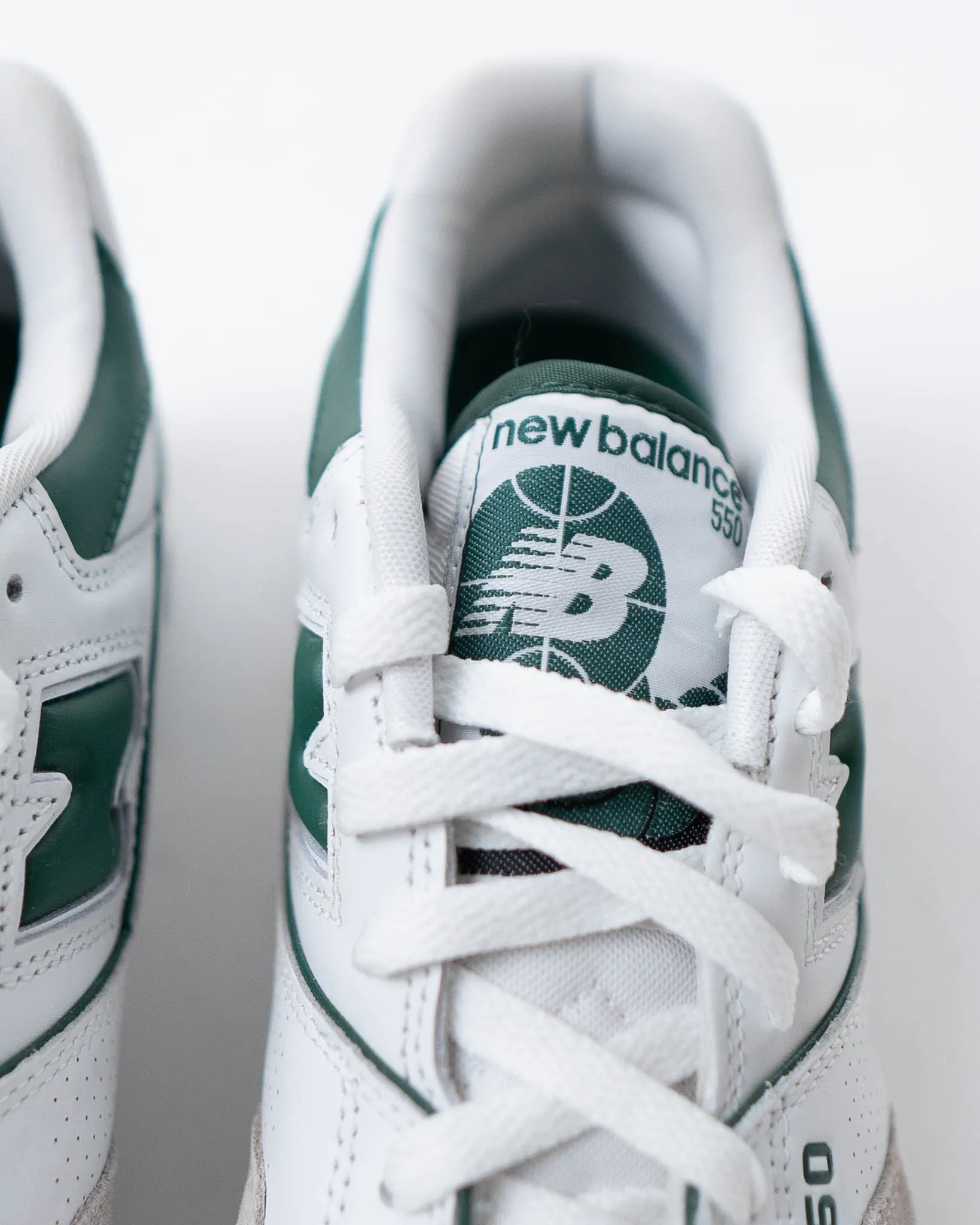 New Balance BB550 White Casual Shoes -DS