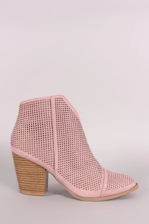 Qupid Perforated Suede V-Cut Chunky Heeled Booties