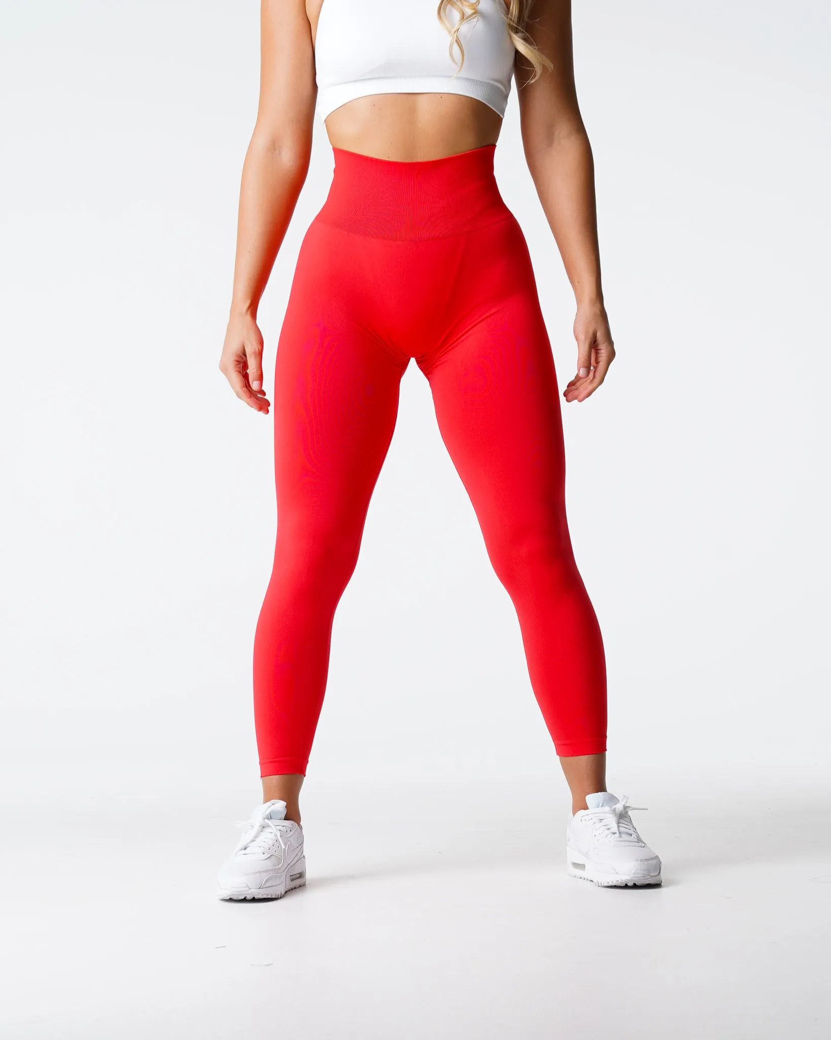 Scarlet Solid Seamless Leggings