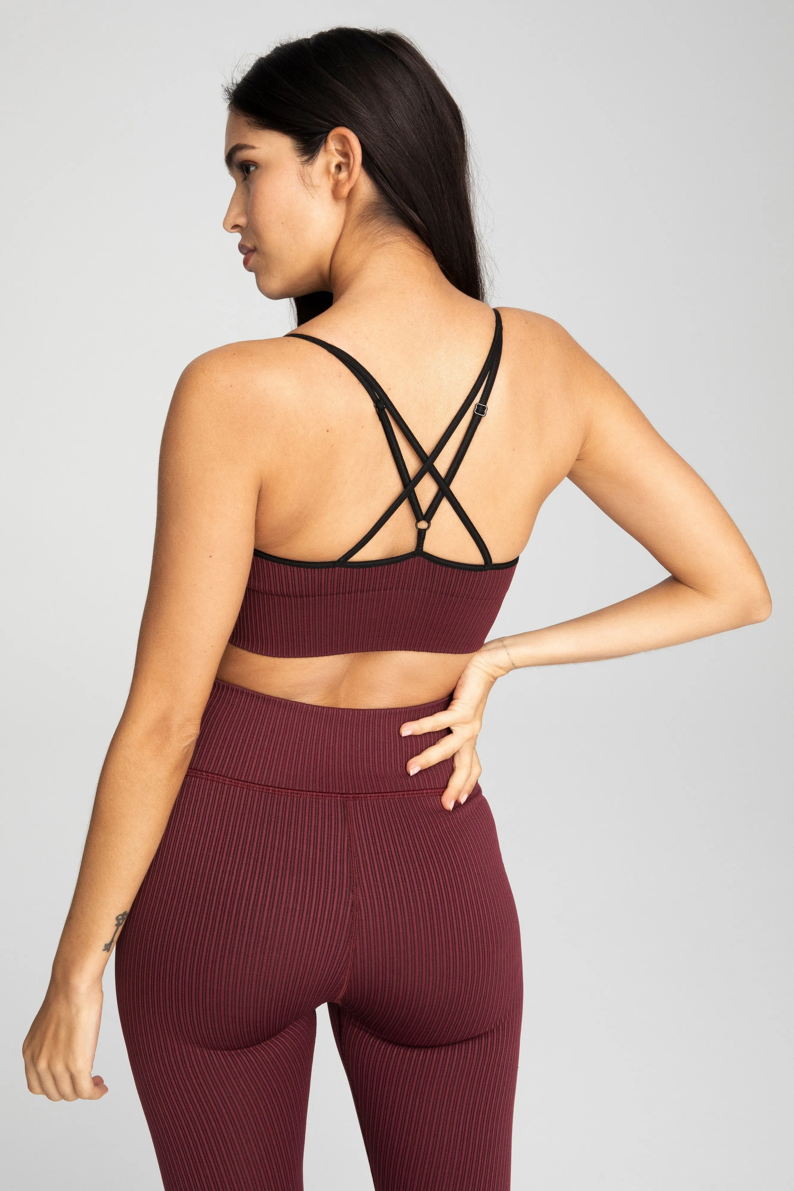 SEAMLESS RIBBED BRA | PORT001