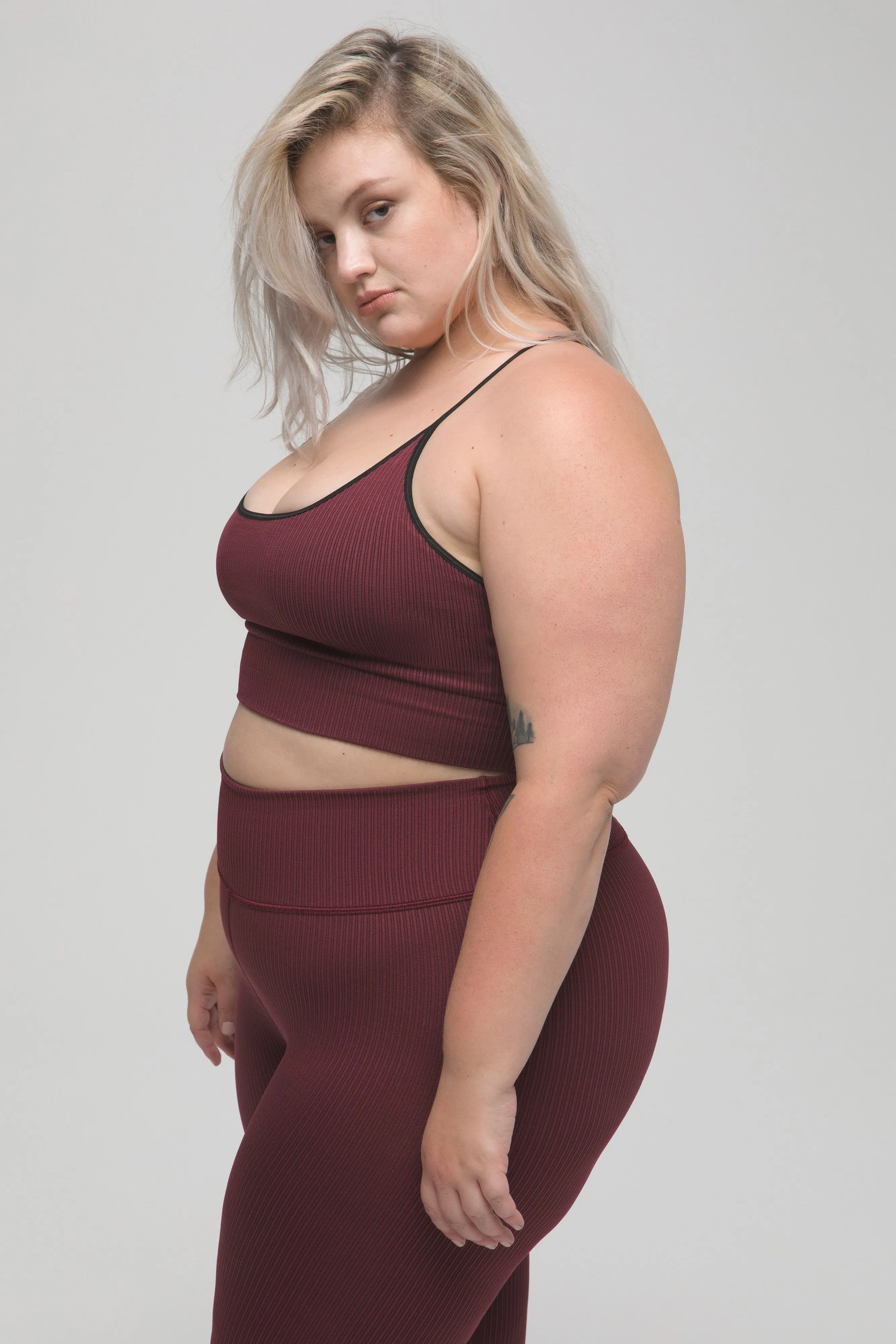 SEAMLESS RIBBED BRA | PORT001