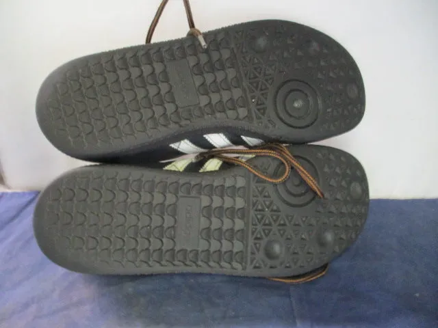 Used Adidas Samba OG Shoes Youth Size 4.5 - has wear